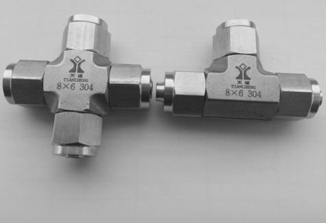 快拧不锈钢接头